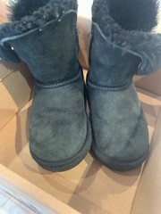 UGG Australia Black Kids K Bailey Button 5991TT Boots Size USA 10, Original Box