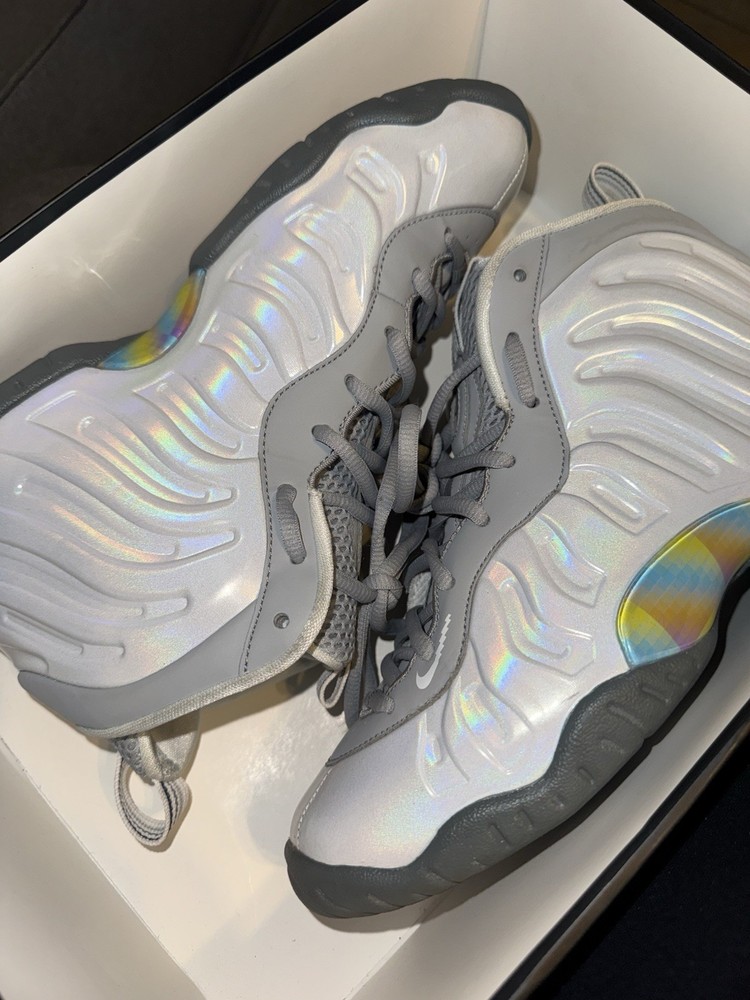 Nike Little Foam Posite One GS Rainbow Pixel CU1054-001 White Gray, Size 6Y