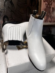 Kid’s Bone White Ankle Youth Boots Botin Charro US 13 1/2 Mex 20 1/2 western