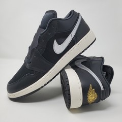 Air Jordan 1 Low SE GS Black Metallic Silver FZ3921-001 Youth Size 7Y