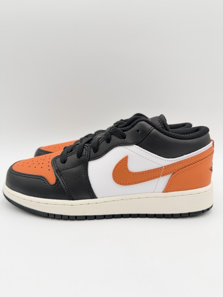 Nike Big Kid’s Jordan 1 Low Size 6.5 (GS) Starfish Sail Black |553560-081