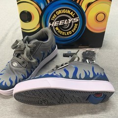 HEELYS Youth Size 3 Gray Blue Flames With Box HE101000H