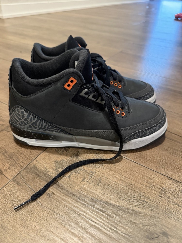 Nike Air Jordan 3 Retro “Fear” Size 6Y