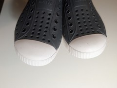 Native Jefferson Child Size 7 Gravity Grey Slip On NWT