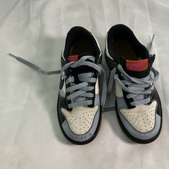 Nike Dunk Low Unisex Kids 4Y Low Top Leather Lace Up Gray/White/Pink FJ2686-001