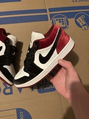 Air Jordan 1 Low SE (PRE-CFM SAMPLE) SAMPLE TAGGED Size 5.5Y
