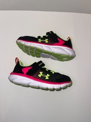 Youth/Preschool Under Armour Assert 9 Running Sneakers–Black W/Pink & Lime| 12K