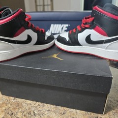 Air Jordan 1 Mid (GS) White Gym Red 6Y DQ8423-106