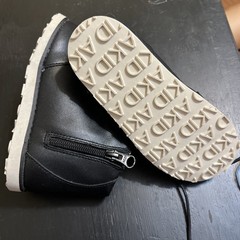 Akid Jasper black combat boot faux shearling Size 12 kids NEW