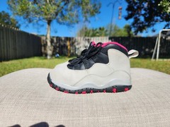 Nike Air Jordan Retro X 10 Vivid Pink Pure Platinum Size 8c