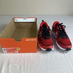 Big Kid GS Nike Cosmic Runner HM4402 601 University Red /White/ Black New Sz 7Y