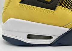 Pre-Owned Air Jordan 4 Retro (GS) Size 7y Lightning 408452-700