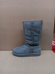 Ugg K Classic Tall little kid’s style-5229k , Grey, Sz 4