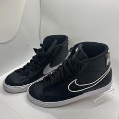 Nike Blazer Mid ‘77 SE (GS) 6Y Black Playful Fonts DJ0265-001 Shoe Youth Sneaker