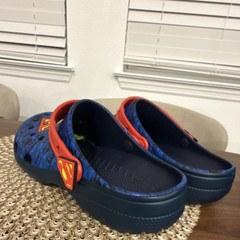 Crocs Superman Classic Blue Red Unisex Kids Clog Size 12 Rubber Slip On