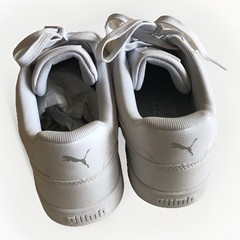 Puma caven 2.0 junior Size US 6 or EUR 38 White Stylish and Hip
