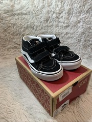 VANS SK8-Mid Reissue V Size 11 UY Black/White Youth Sizes