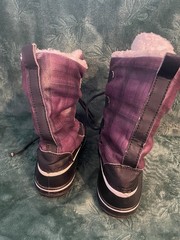 No Brand Waterproof Snow boots size 1 Youth Or Children’s Purple Excellent