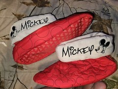 Disney Mickey Mouse Slippers Size 7-8 New Red Black White