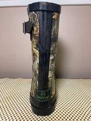 Magellan Outdoors Realtree Camo Waterproof Rubber Rain Boots * Youth 1 *