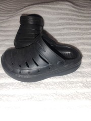 Rugged Shark black molded EVA rubber clogs swivel heel strap for a secure fit 7