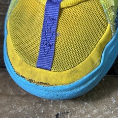 Nike Kyrie Flytrap Vw 2 Basketball Shoes Yellow Spongebob Sz 4y DQ8094-700