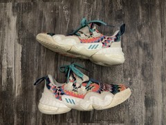 Size 4.5 – adidas Trae Young 1 “tie dye” Athletic Shoes