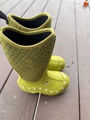 Toddler Muck Boots Size 7