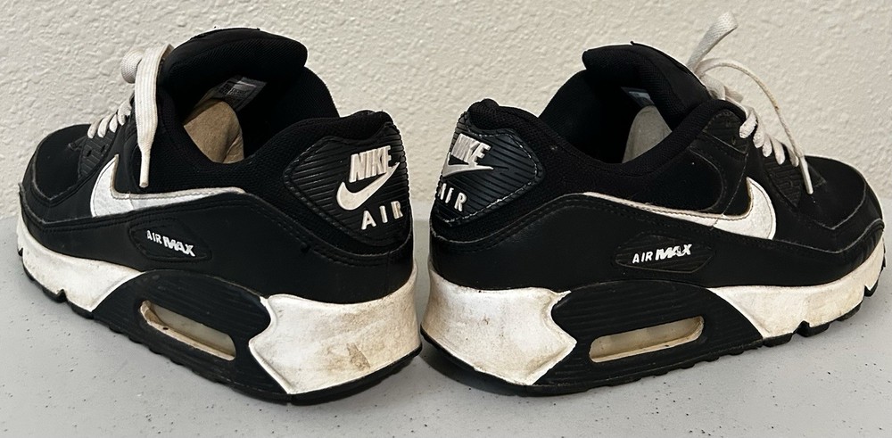 Nike Air Max Kids Leather Low Top Sneakers Black/White Lace Up US 10 DH8010-002
