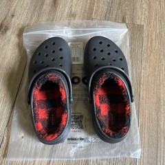 Crocs Classic Lined Red & Black Buffalo Check Youth Kids Junior Size J4 NEW