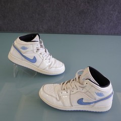 Nike Air Jordan 1 Mid GS Legend Blue 554725-127 Size 6.5Y Women 8 White Patent