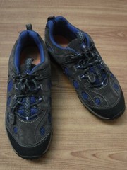 Merrell Non-Marking Sole Gray Leather Upper Blue Mesh Hiking Shoes ~Men’s US 7~