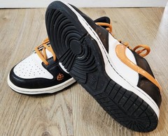 Size 6Y – Nike Dunk Low GS Premium Halloween 2007 Sneakers