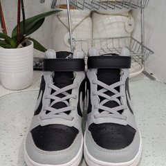 Nike Court Borough Mid 2 Kids Sneaker Mid Top Hook & Loop US 3Y Colorblock