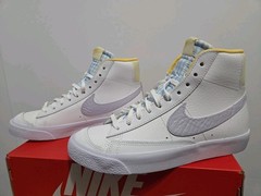 Nike Blazer Mid ’77 „Easter“ (GS) Size 6Y/7.5W