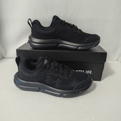 Under Armour Boys‘ 4Y Grade School Assert 10 Running Shoes Black/Black/Black