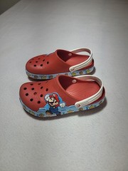 Crocs Super Mario Clogs Child Size C 13 Red Classic Nintendo Water Beach Shoes