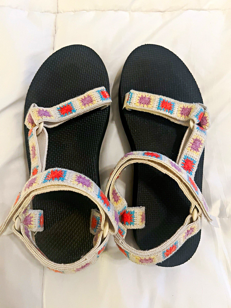 Women’s Teva Flatform Universal Crochet Platform Sandals – Cream Multi Size 10