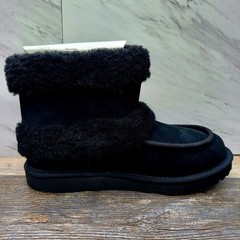 UGG Ultra Mini Fluff Black Ankle Boots Size 6 Kids Womens 7 New in Box 1143701K