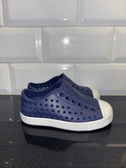 Native Shoes Jefferson slip-on sneakers in Regatta Blue Size 6 C6