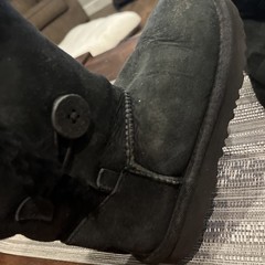 UGG Kids Bailey Button Short Black Suede Sheepskin Boots Youth Size 12(1017400T)