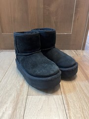 UGG Classic Mini Platform Kids 13 Black Suede Boots 1143700K-BLK Lined DWA594