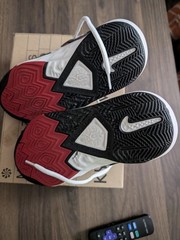 Nike Kyrie 8 GO (GS) Unisex Kids 4Y White/Red/Black Basketball Shoes DQ8076-100