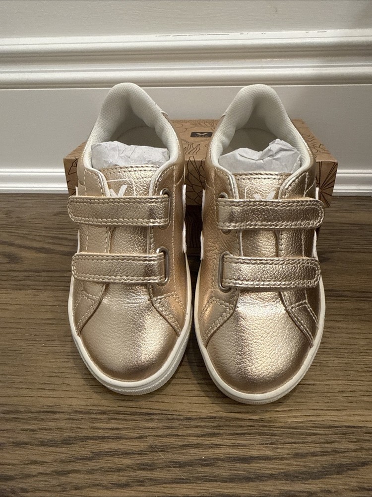 NWT Veja Small Esplar Chromefree Platine and White Toddler Size 10 US/27 EUR