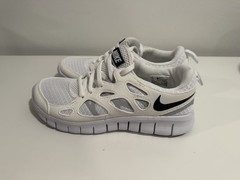 Nike Free Run 2 GS White Black Kid Size 5.5Y Running Athletic Shoes DD0163-100