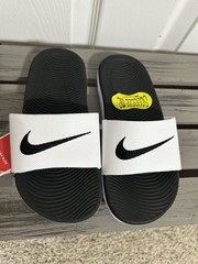 Nike Kawa Slides In White And Black Childrens Size 13 NWT
