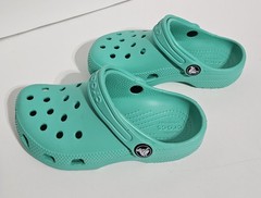 Crocs Classic Clog – Pre-School Size 11c – Light Green Turquoise Color-way (New)