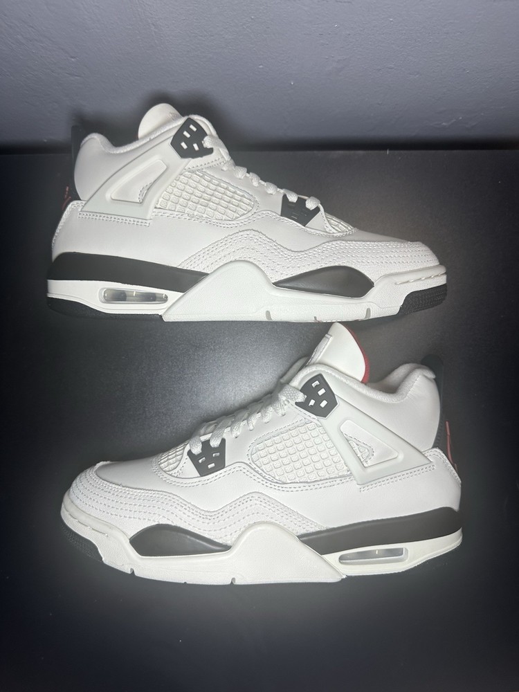 Nike Jordan 4 “Flight Club” Size 7Y (IM4026-100)