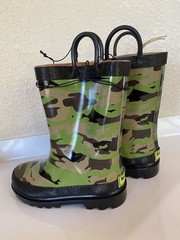 NWT GREEN CAMOFLAGE THICK RUBBER RAIN BOOTS WESTERN CHIEF YOUTH SIZE 9 PULL-ON