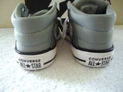 “ NIB “ Converse Juniors Size 11 Gray Chuck Taylor All Stars Gym Shoes “ GREAT „